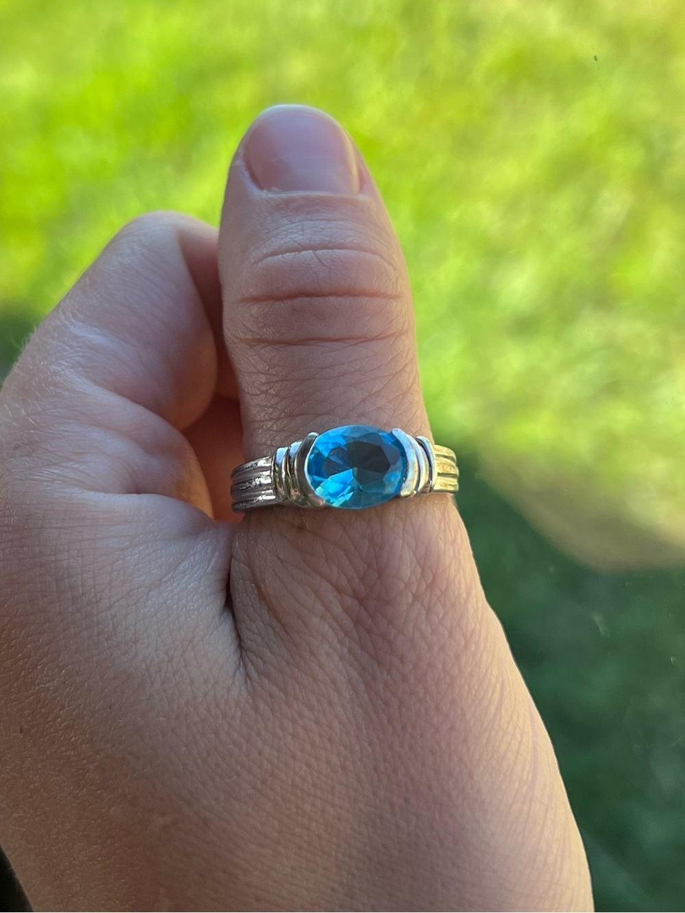 4 Silver Tone Rings - Picture 7 of 14